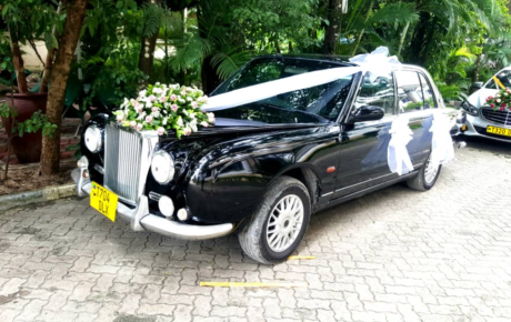 Black Nissan Mitsuoka Vintage Wedding Car